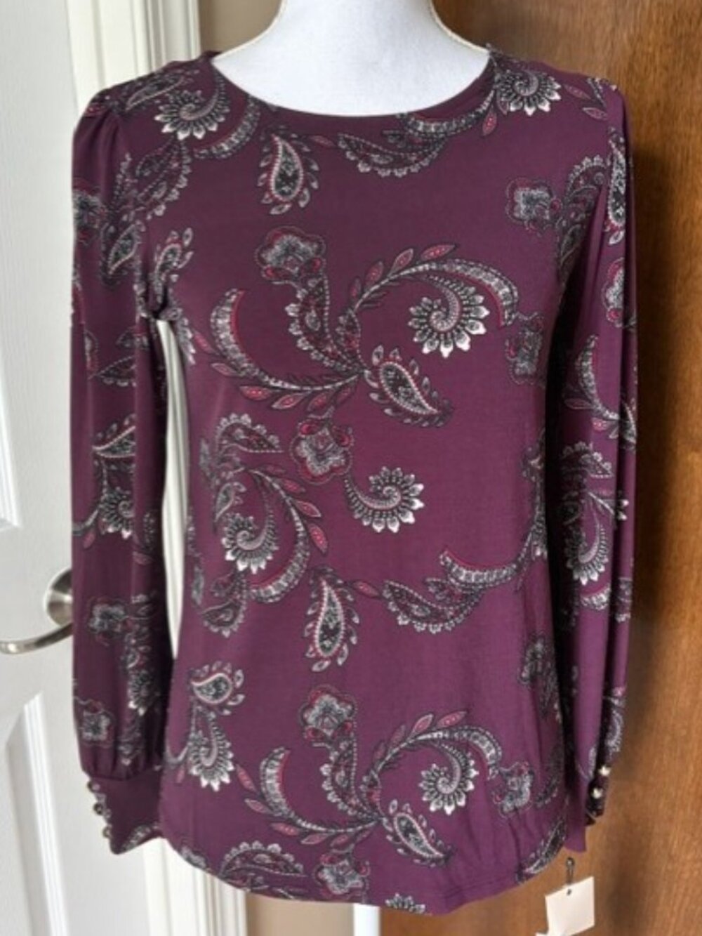 NWT IVANKA TRUMP 'QUEEN' BLOUSE